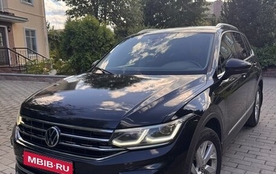 Volkswagen Tiguan II, 2021 год, 2 290 000 рублей, 1 фотография