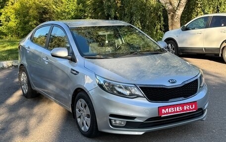 KIA Rio III рестайлинг, 2016 год, 1 075 000 рублей, 1 фотография