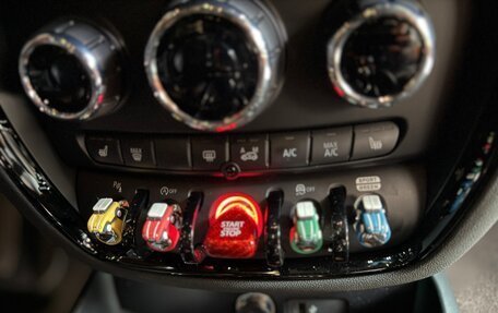MINI Clubman, 2022 год, 5 990 000 рублей, 10 фотография