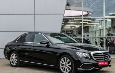 Mercedes-Benz E-Класс, 2018 год, 2 990 000 рублей, 1 фотография