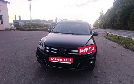 Volkswagen Tiguan I, 2012 год, 990 000 рублей, 3 фотография