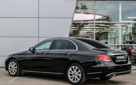 Mercedes-Benz E-Класс, 2018 год, 2 990 000 рублей, 2 фотография