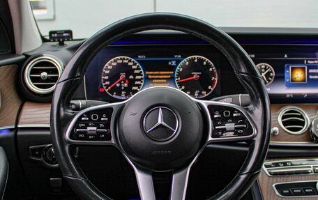 Mercedes-Benz E-Класс, 2018 год, 2 990 000 рублей, 11 фотография