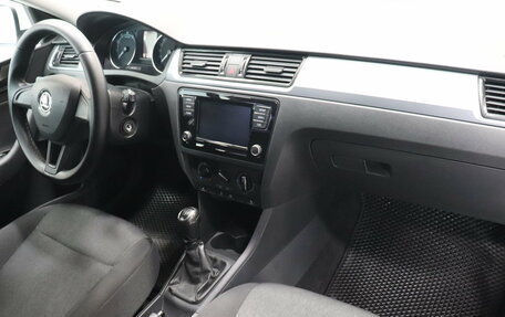 Skoda Rapid I, 2018 год, 1 216 000 рублей, 6 фотография