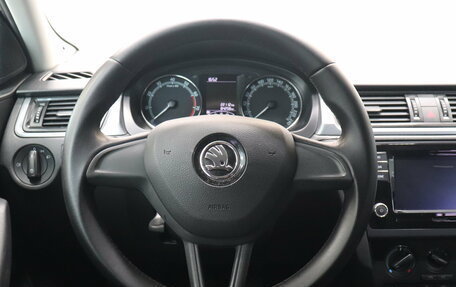 Skoda Rapid I, 2018 год, 1 216 000 рублей, 10 фотография