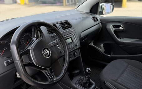 Volkswagen Polo VI (EU Market), 2015 год, 850 000 рублей, 7 фотография