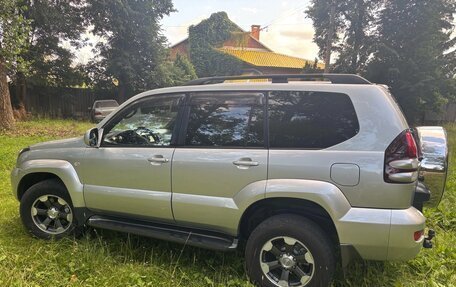 Toyota Land Cruiser Prado 120 рестайлинг, 2007 год, 1 550 000 рублей, 8 фотография