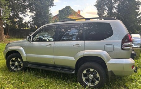Toyota Land Cruiser Prado 120 рестайлинг, 2007 год, 1 550 000 рублей, 15 фотография