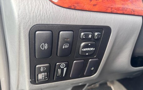 Toyota Land Cruiser Prado 120 рестайлинг, 2007 год, 1 550 000 рублей, 19 фотография