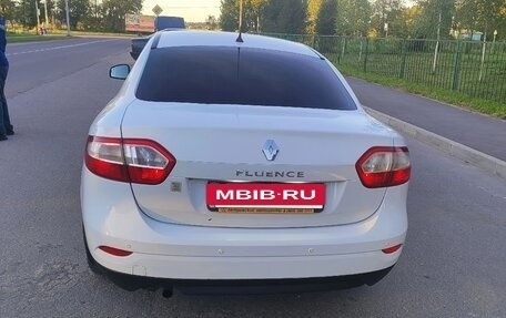 Renault Fluence I, 2011 год, 580 000 рублей, 2 фотография