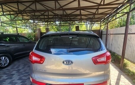 KIA Sportage III, 2010 год, 1 240 000 рублей, 2 фотография