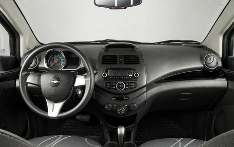 Chevrolet Spark III, 2023 год, 1 319 000 рублей, 10 фотография