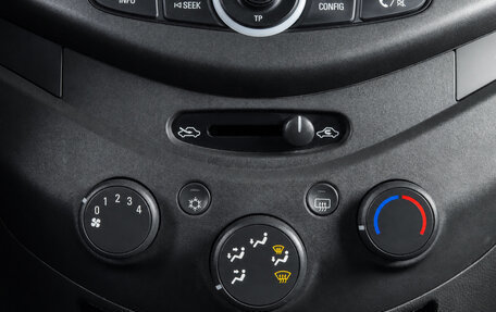 Chevrolet Spark III, 2023 год, 1 319 000 рублей, 13 фотография