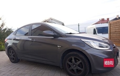 Hyundai Solaris II рестайлинг, 2013 год, 800 000 рублей, 1 фотография