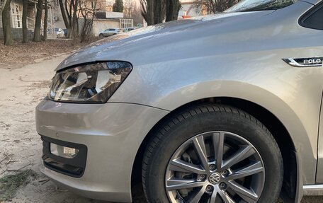 Volkswagen Polo VI (EU Market), 2018 год, 1 400 000 рублей, 4 фотография