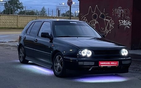 Volkswagen Golf III, 1997 год, 160 000 рублей, 2 фотография
