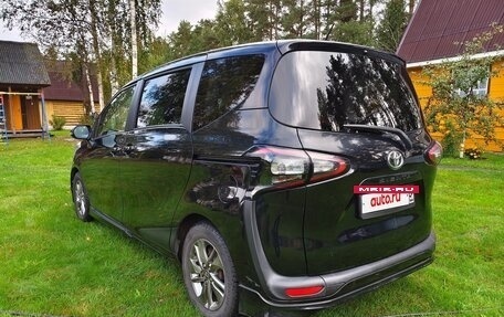 Toyota Sienta II, 2018 год, 1 499 000 рублей, 4 фотография