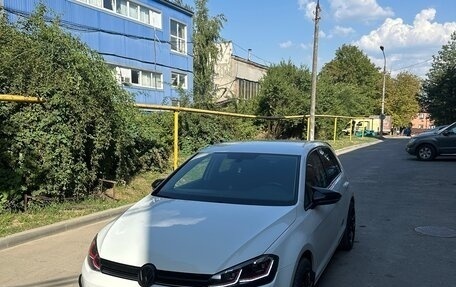 Volkswagen Golf VII, 2014 год, 1 350 000 рублей, 2 фотография