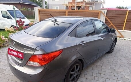 Hyundai Solaris II рестайлинг, 2013 год, 800 000 рублей, 2 фотография