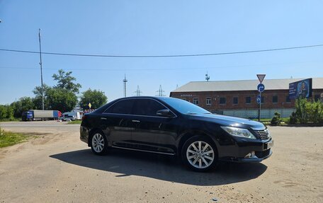 Toyota Camry, 2013 год, 1 950 000 рублей, 1 фотография