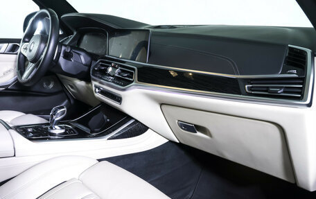 BMW X7, 2019 год, 7 400 000 рублей, 16 фотография