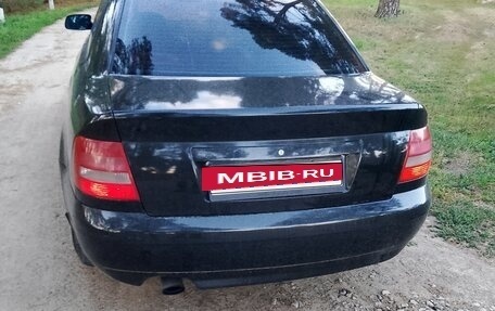 Audi A4, 1999 год, 210 000 рублей, 3 фотография