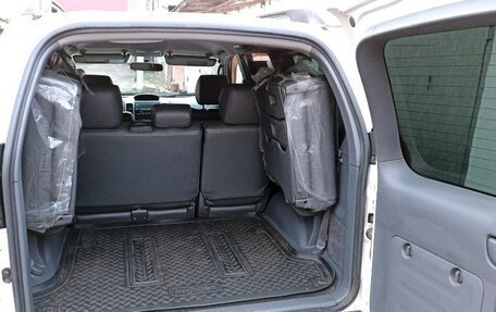 Toyota Land Cruiser Prado 120 рестайлинг, 2008 год, 3 160 000 рублей, 11 фотография