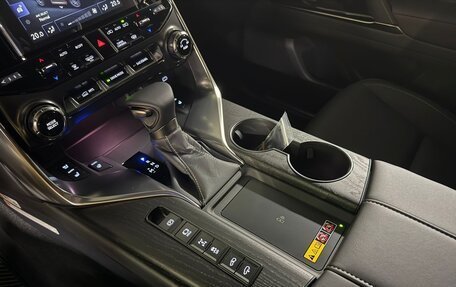 Lexus LX, 2026 год, 18 300 000 рублей, 37 фотография