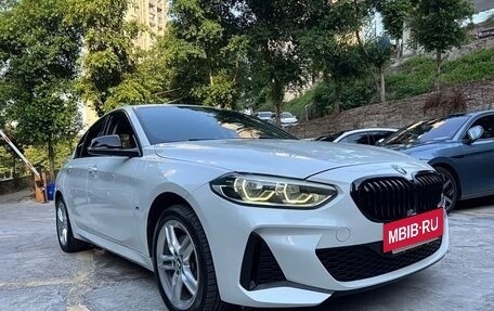 BMW 1 серия, 2023 год, 1 420 000 рублей, 2 фотография