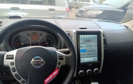 Nissan X-Trail, 2010 год, 900 000 рублей, 11 фотография