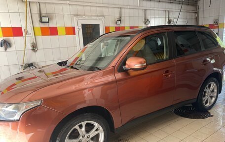 Mitsubishi Outlander III рестайлинг 3, 2012 год, 1 250 000 рублей, 1 фотография