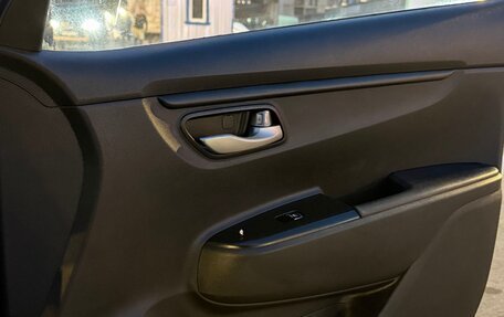 KIA Rio IV, 2018 год, 1 333 000 рублей, 22 фотография