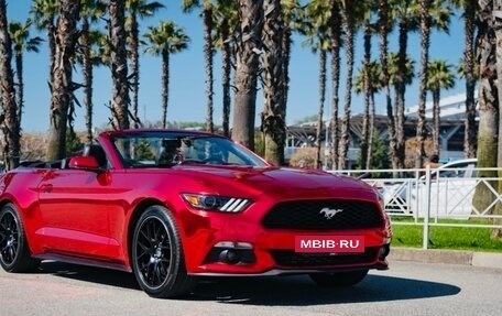 Ford Mustang VI рестайлинг, 2015 год, 2 650 000 рублей, 5 фотография