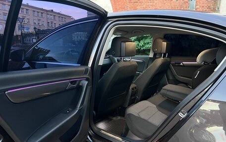 Volkswagen Passat B7, 2011 год, 1 400 000 рублей, 15 фотография