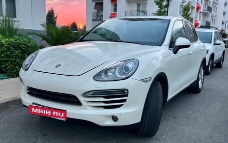 Porsche Cayenne III, 2011 год, 1 550 000 рублей, 2 фотография