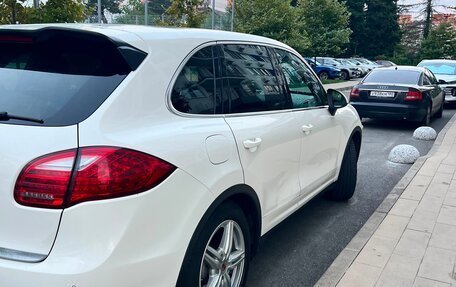Porsche Cayenne III, 2011 год, 1 550 000 рублей, 9 фотография