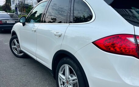 Porsche Cayenne III, 2011 год, 1 550 000 рублей, 10 фотография