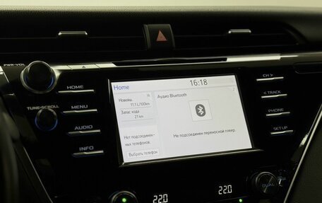 Toyota Camry, 2019 год, 3 220 000 рублей, 14 фотография