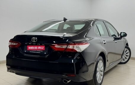 Toyota Camry, 2019 год, 3 220 000 рублей, 6 фотография