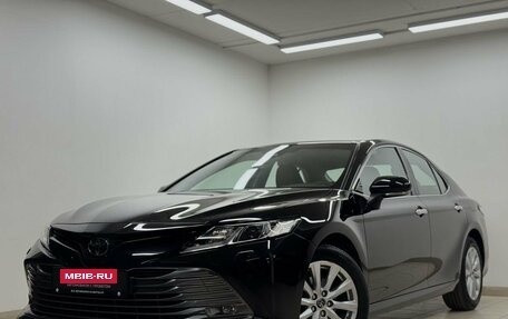 Toyota Camry, 2019 год, 3 220 000 рублей, 7 фотография
