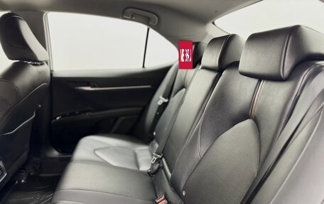 Toyota Camry, 2019 год, 3 220 000 рублей, 13 фотография