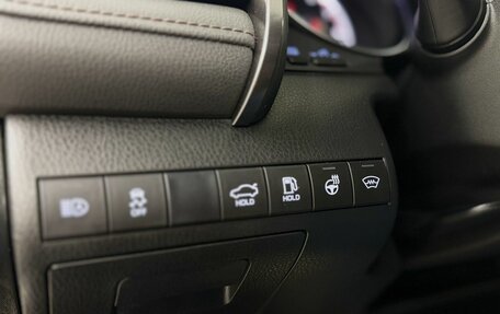 Toyota Camry, 2019 год, 3 220 000 рублей, 16 фотография