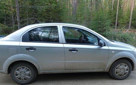 Chevrolet Aveo III, 2010 год, 500 000 рублей, 3 фотография