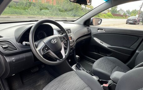 Hyundai Solaris II рестайлинг, 2016 год, 800 000 рублей, 20 фотография