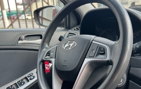 Hyundai Solaris II рестайлинг, 2016 год, 800 000 рублей, 24 фотография