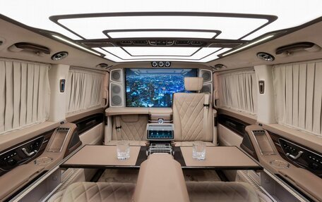 Mercedes-Benz V-Класс, 2026 год, 46 000 000 рублей, 32 фотография
