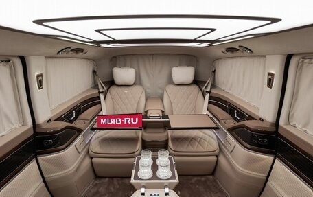 Mercedes-Benz V-Класс, 2026 год, 46 000 000 рублей, 37 фотография