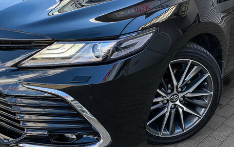 Toyota Camry, 2023 год, 3 790 000 рублей, 4 фотография