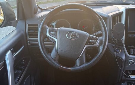 Toyota Land Cruiser 200, 2017 год, 6 290 000 рублей, 17 фотография
