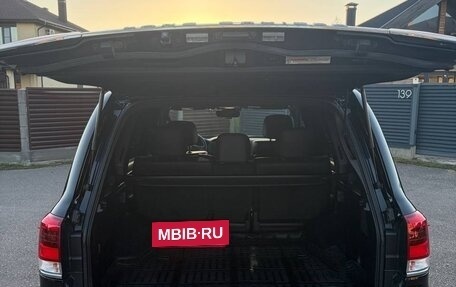 Toyota Land Cruiser 200, 2017 год, 6 290 000 рублей, 21 фотография